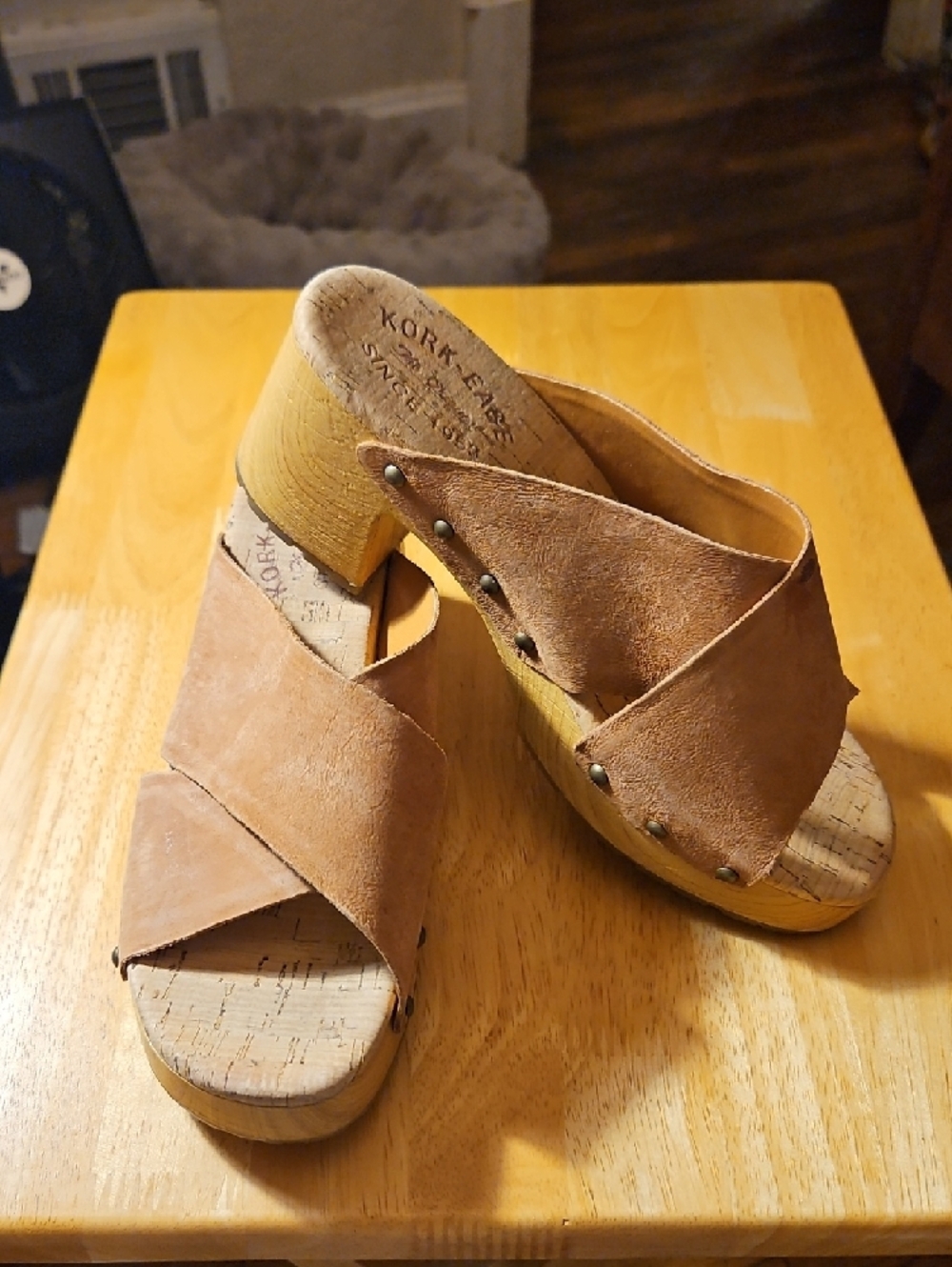 Kork-Ease Tatum Women's Peachy Suede Crossover Mule Clogs - Picture 2 of 13